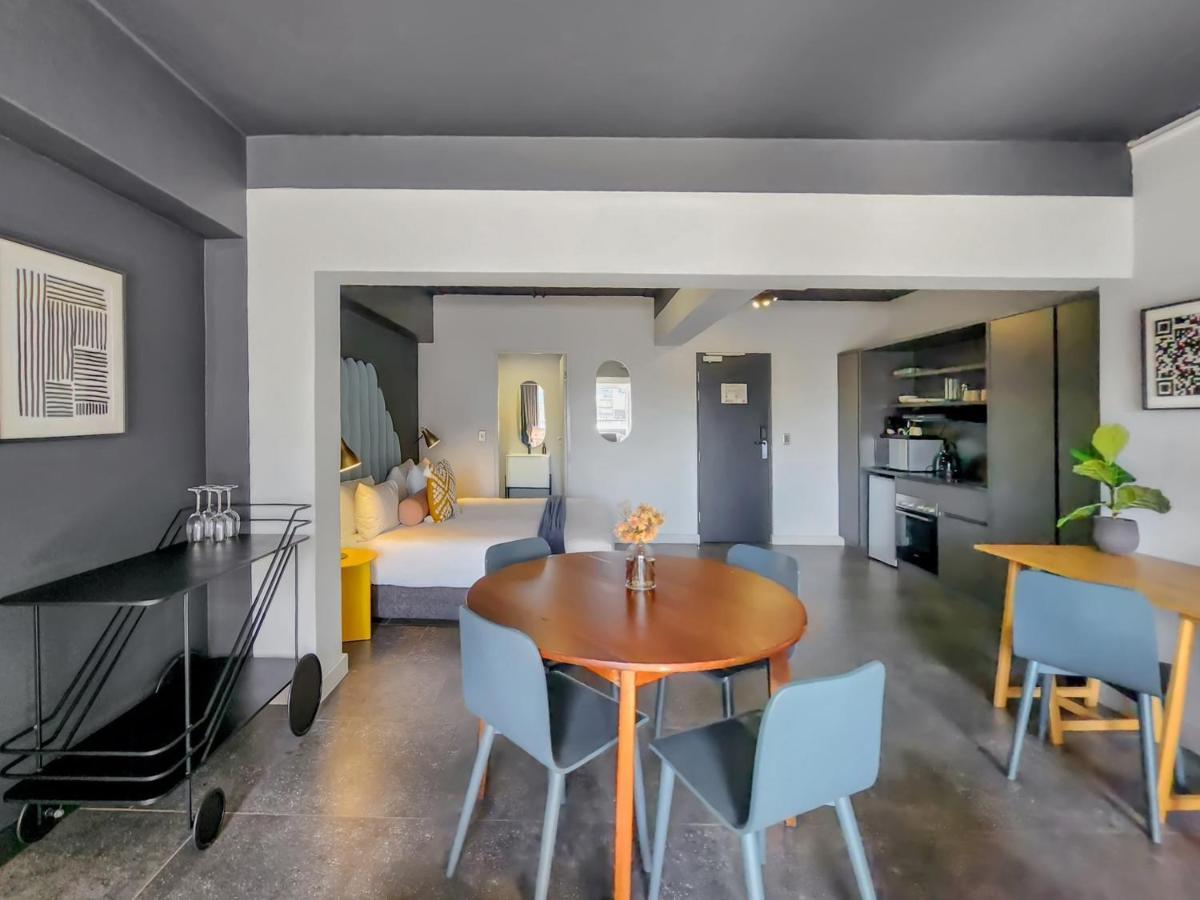 Blackbrick Cape Town Foreshore Exterior photo