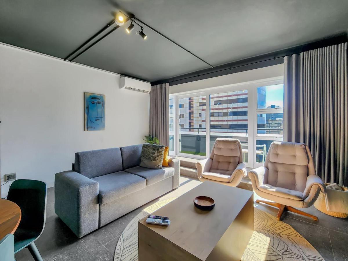 Blackbrick Cape Town Foreshore Exterior photo